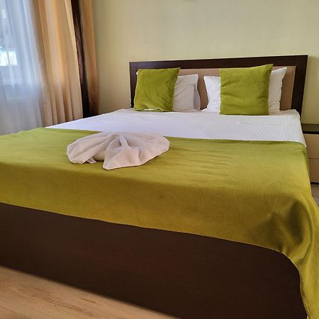 Comfort Hotel キシナウ エクステリア 写真